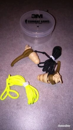 20 PAIRES DE BOUCHONS ANTI BRUITS De Marque 3M (neufs) Lot De X20 Paires Combat Arms 4.1 New -3M Soldes Boutique 00005 20 PAIRES DE BOUCHONS ANTI BRUITS marque 3M neufs lot x20 paires combat arms 4 1 new